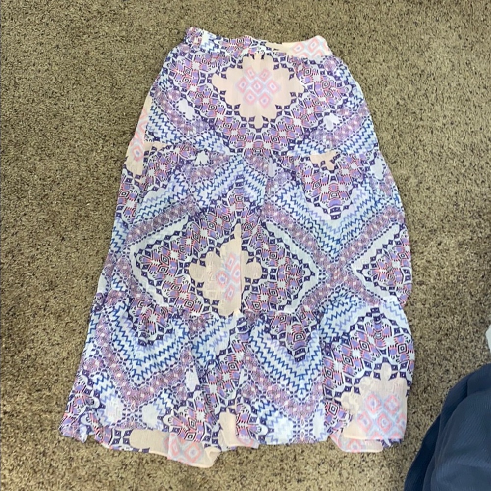 MAKE AN OFFER NEED GONE! Express Women’s Skirt